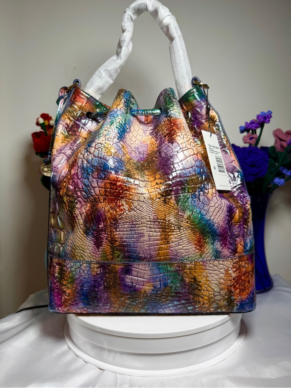 Brahmin Marlowe Bucket Bag in Fallstruck Melbourne Croc Embossed NWT and COA - Picture 4 of 10